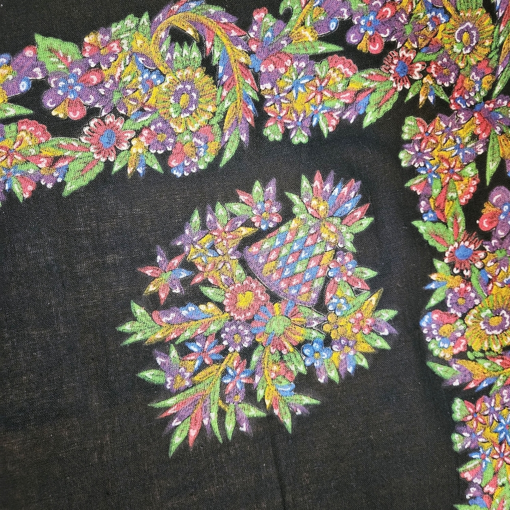 Vintage 70s Black Cotton Square Scarf/Shawl With Vibrant Printed Border Design - Picture 8 of 10